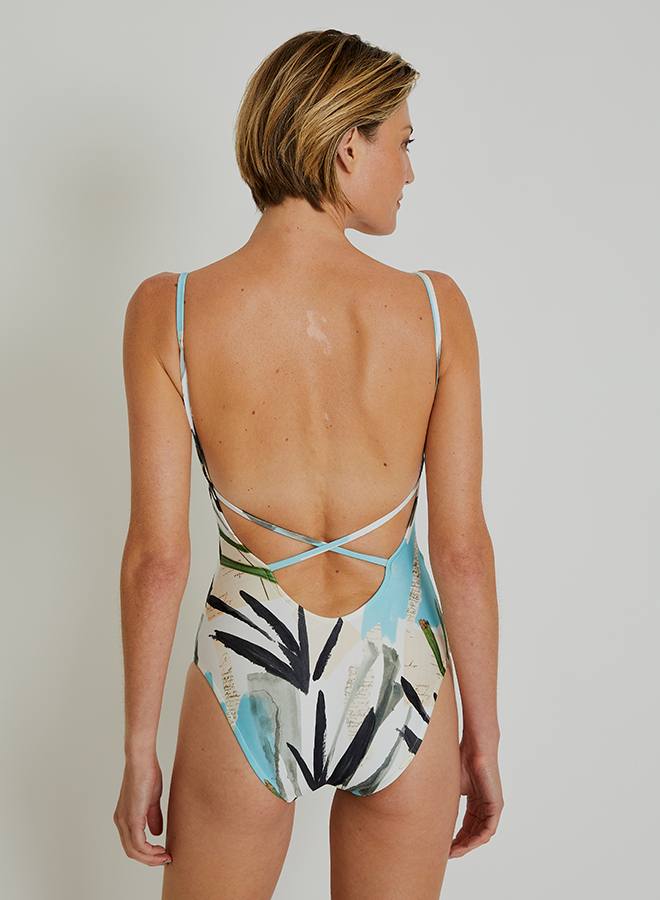 917XEAV21-parchment_2